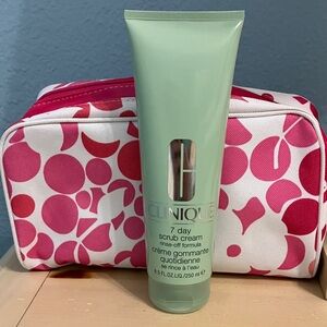 Clinique 7 Day Scrub Cream - Light Green